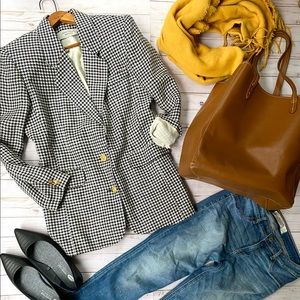 Beechers Brook wool blend houndstooth blazer